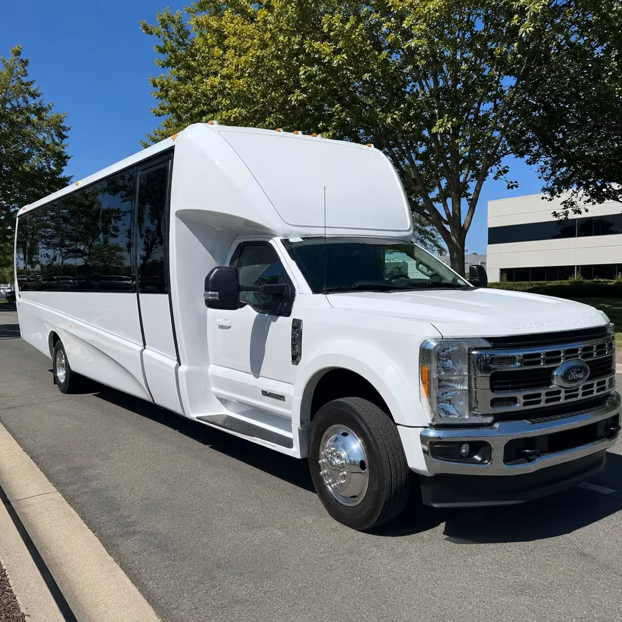 15 passenger minibus