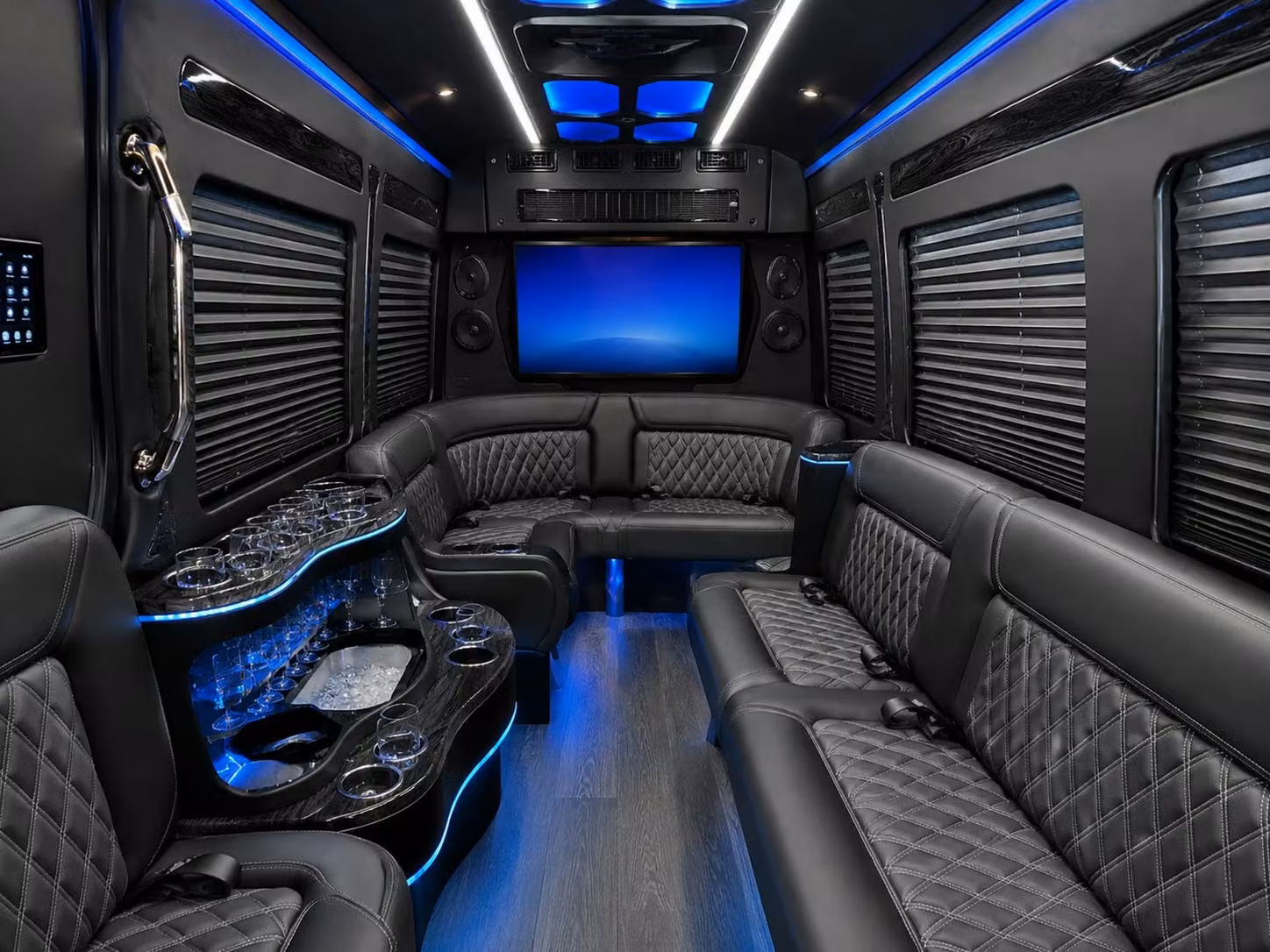 convention and trade show transportation serving plantation s corporate community