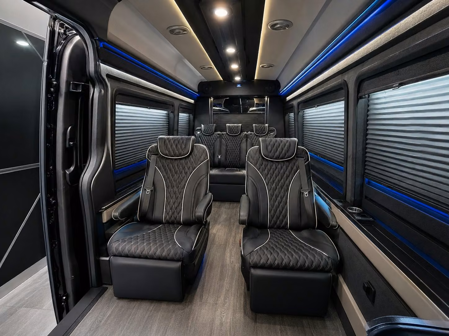 group hotel to airport shuttles for events in plantation