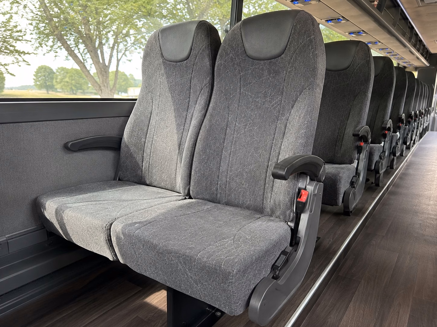 how the distance and duration of your trip affect plantation bus rental rates