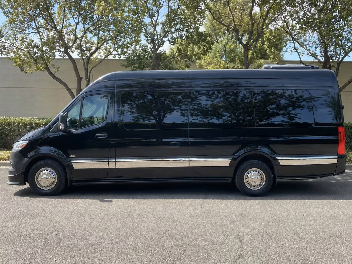 plantation employee transportation